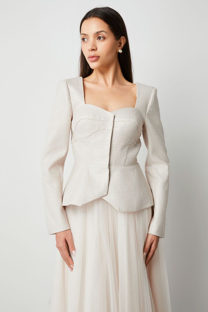 Sweetheart neckline jacket