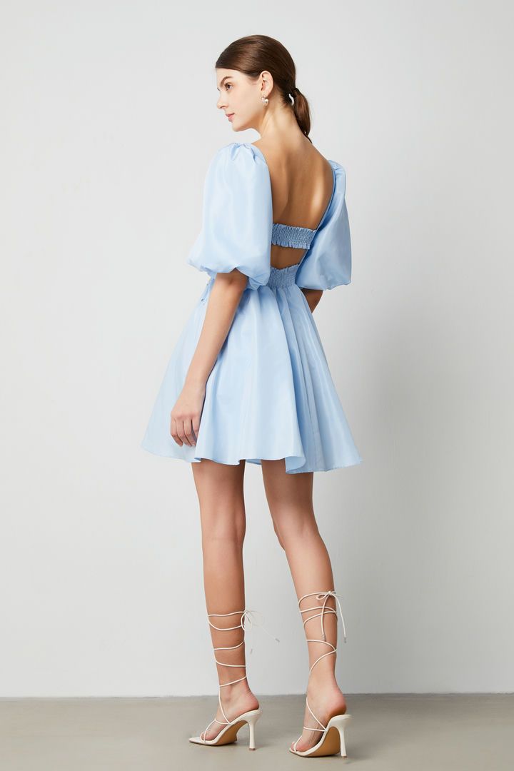 Puffed sleeves mini dress