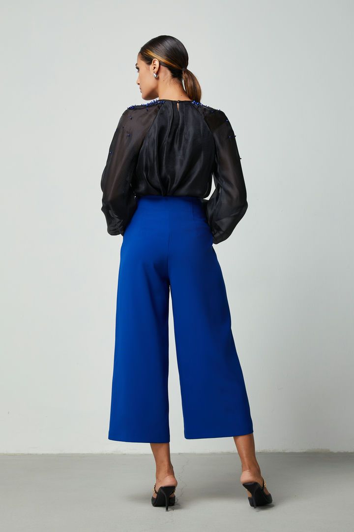 Side knot pants