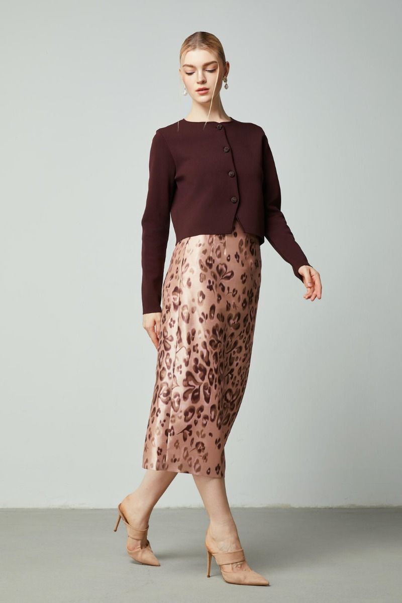 Placement printed skirt