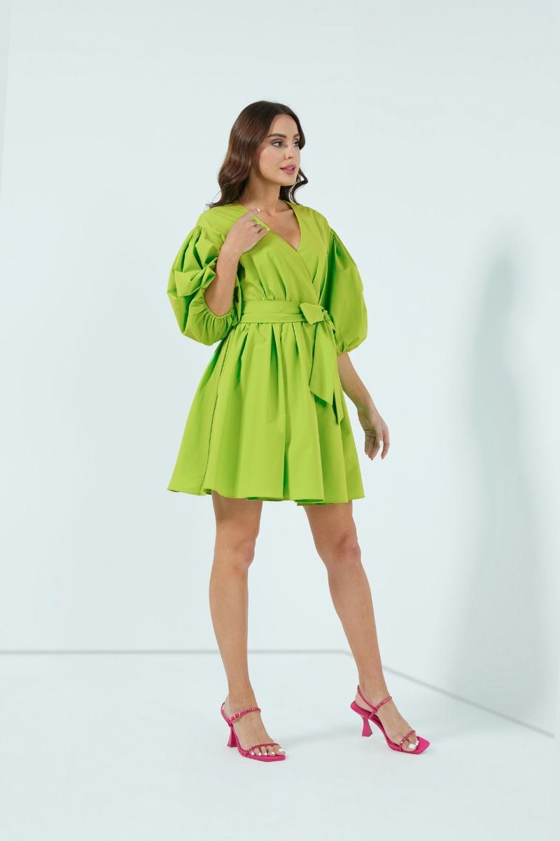 Puffed midi sleeves dress