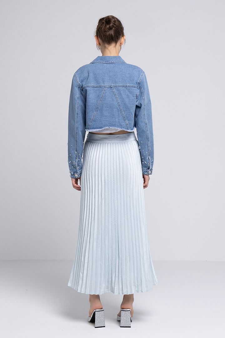 Pleated A-line skirt