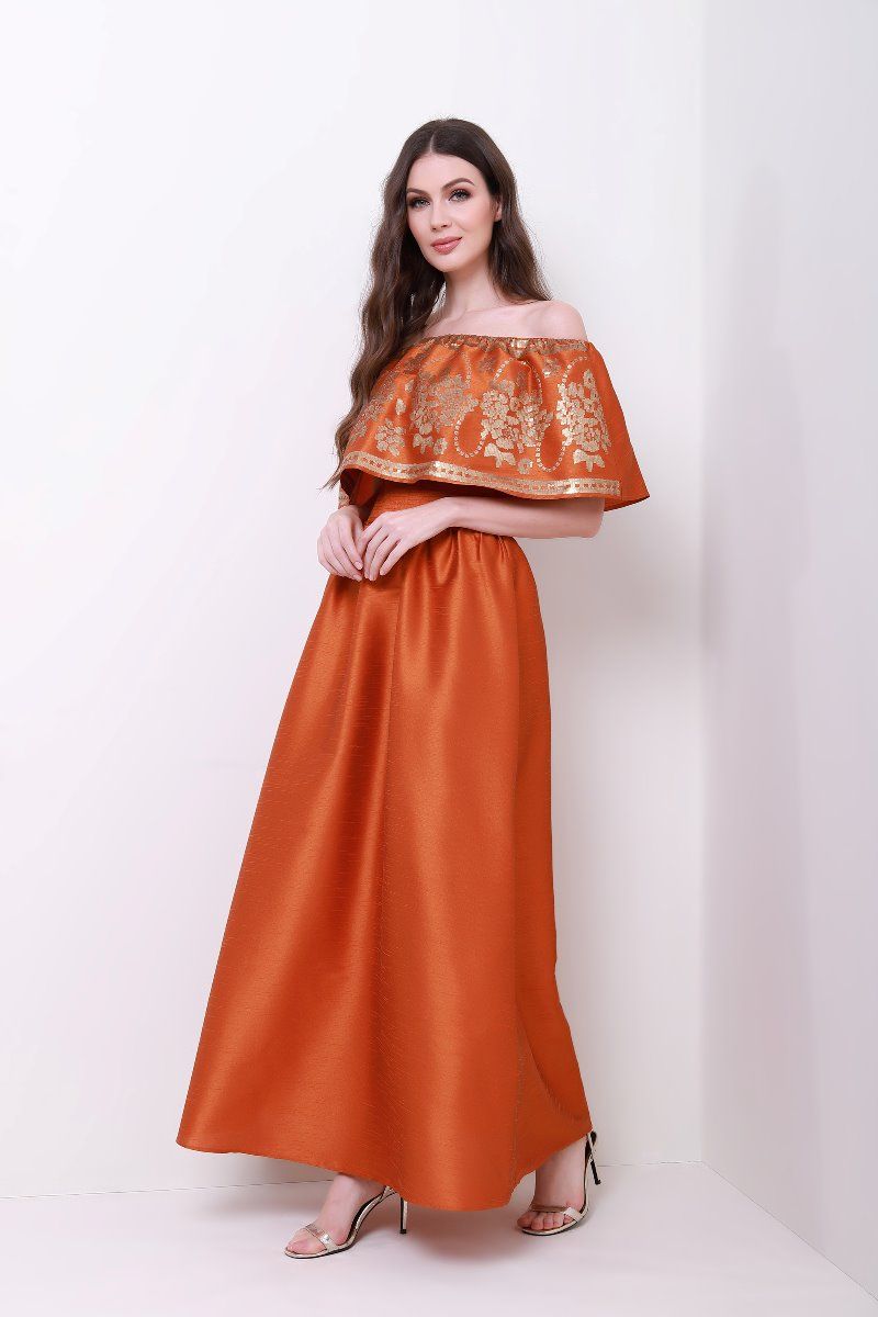 Frilled collar kaftan