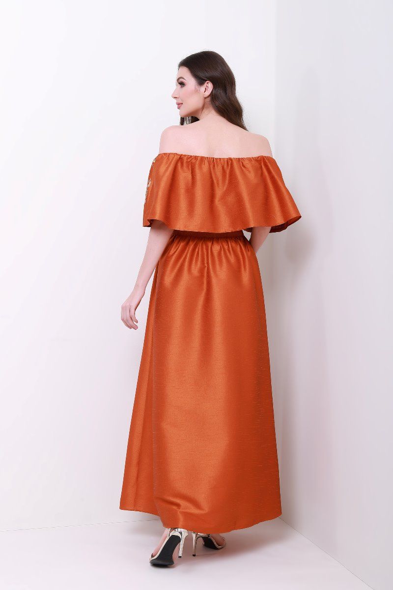 Frilled collar kaftan