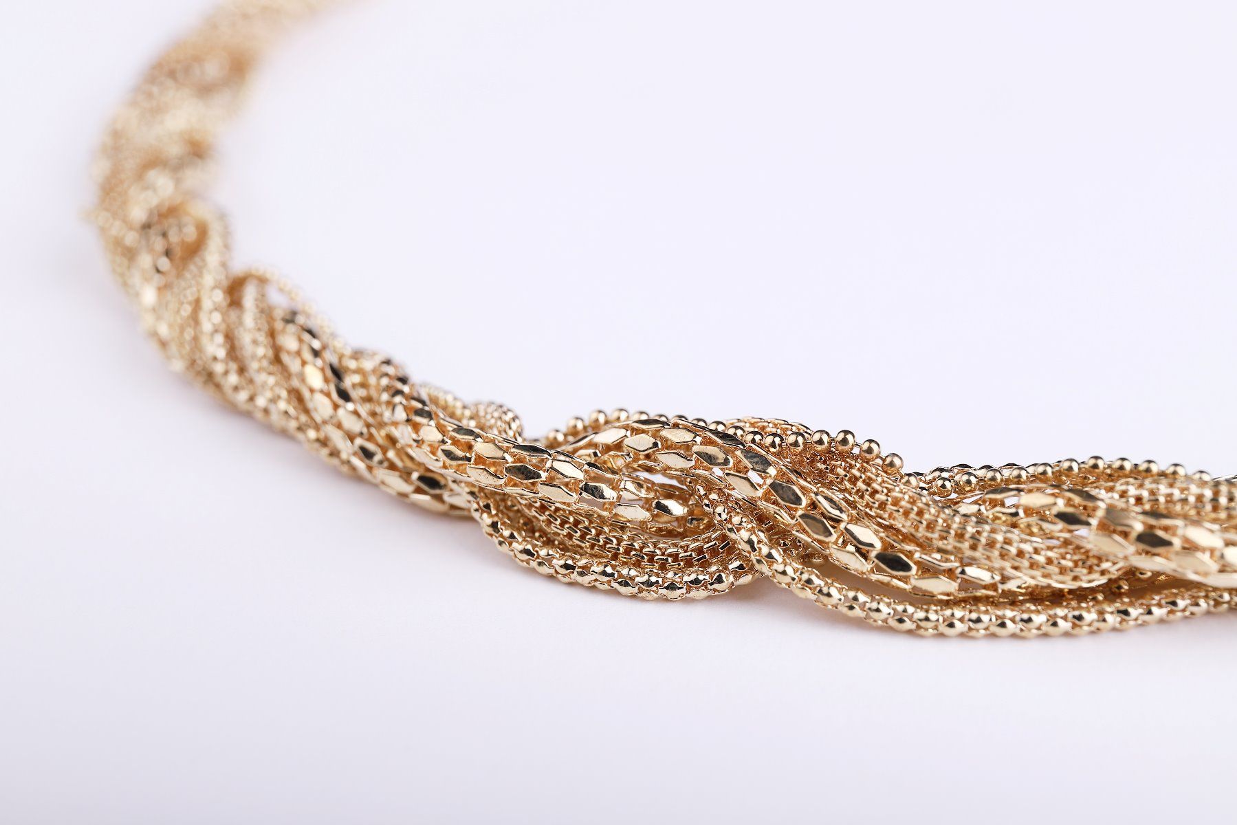 twisted chain necklace