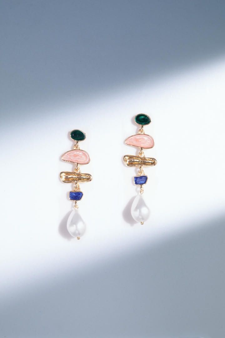 Uneven stones earrings