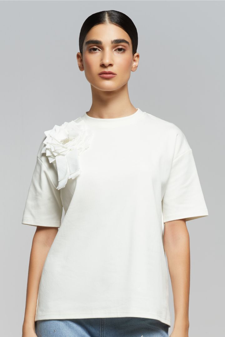 flower applique T-shirt